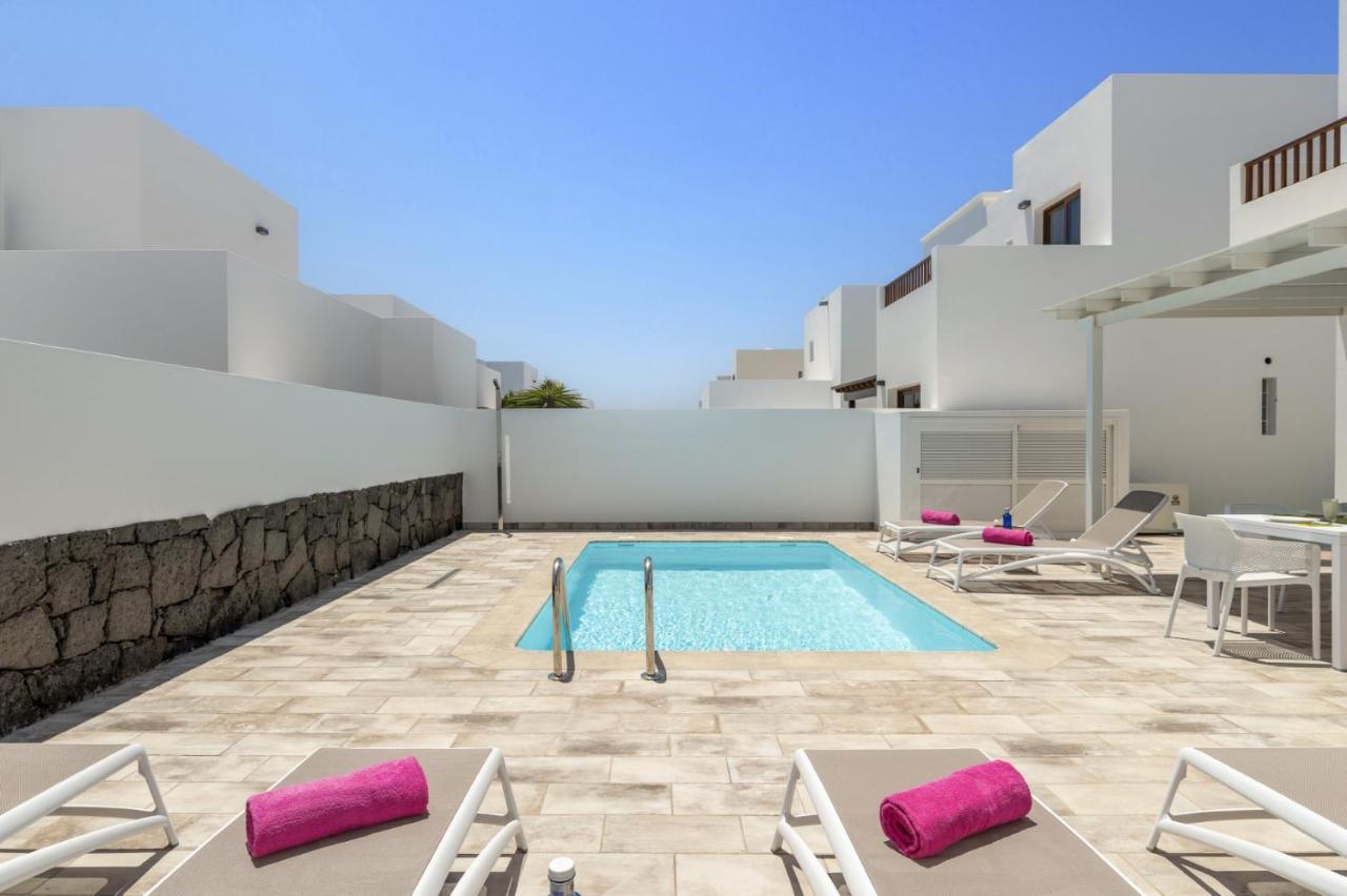 Villa Alicia By Villa Plus ปลายาบลังกา ภายนอก รูปภาพ